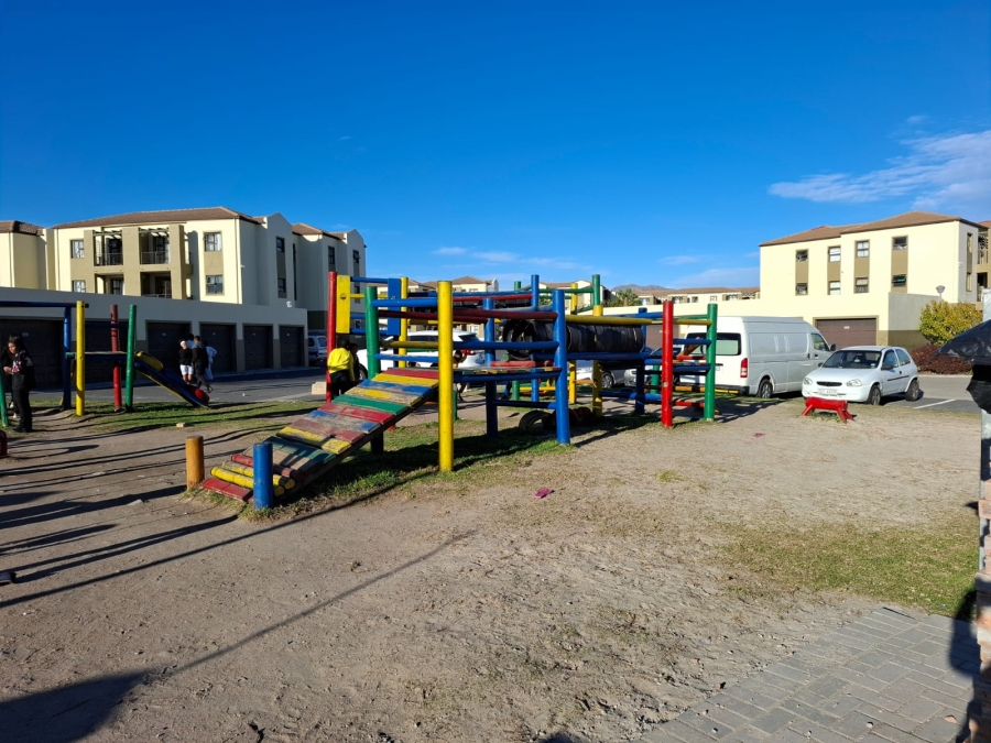 2 Bedroom Property for Sale in Guldenland Western Cape